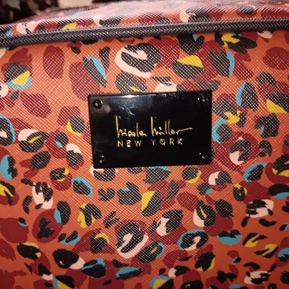 NICOLE MILLER funky fun colors leopard print 2 zipper cosmetic bag. Large - Picture 2 of 4